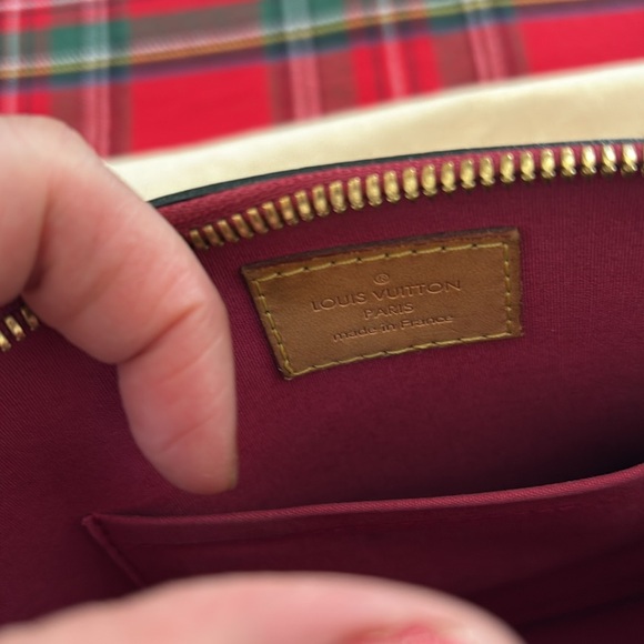 Authentic Louis Vuitton Alma BB Vernis Top Handle / Crossbody Bag - Picture 15 of 16